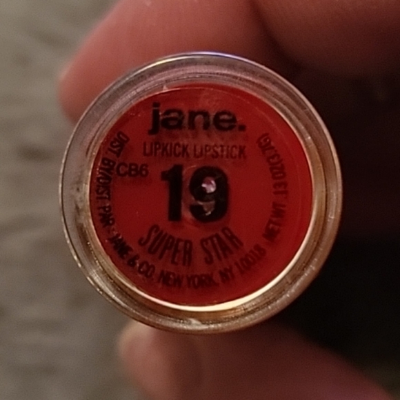 Jane Lipkick Lipstick SUPER STAR #19 - Picture 2 of 3